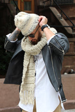 Load image into Gallery viewer, UpTown meets DownTown Set ... Beanie &amp; Scarf